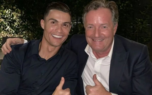 电讯报：C罗最坦诚的专访造成摩根的市欢 诡异昆季情令东说念主不雅感磨折